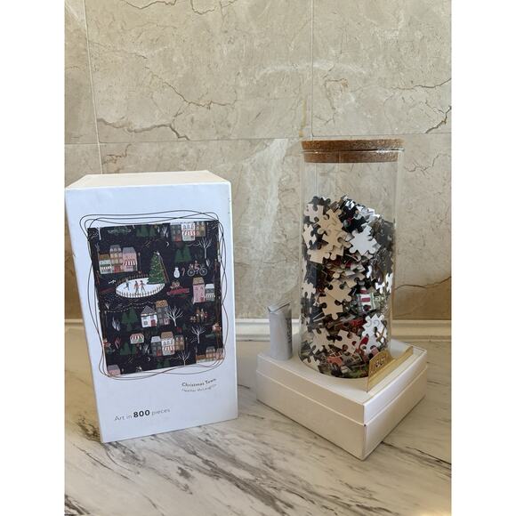 Jiggy 800-Pc Jigsaw Puzzle “Christmas town” - Frameable Premium Holiday Gift Set - Picture 2 of 8